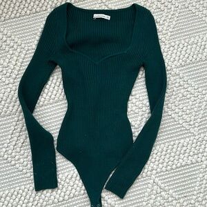 Abercrombie emerald green long sleeve sweater body suit